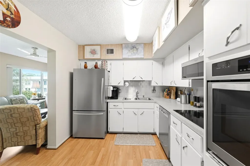 2430 Florentine Way Clearwater FL 33763