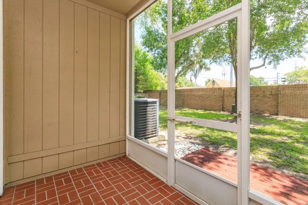 671 Post Oak Circle Altamonte Springs FL 32701