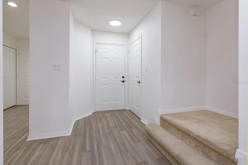 671 Post Oak Circle Altamonte Springs FL 32701