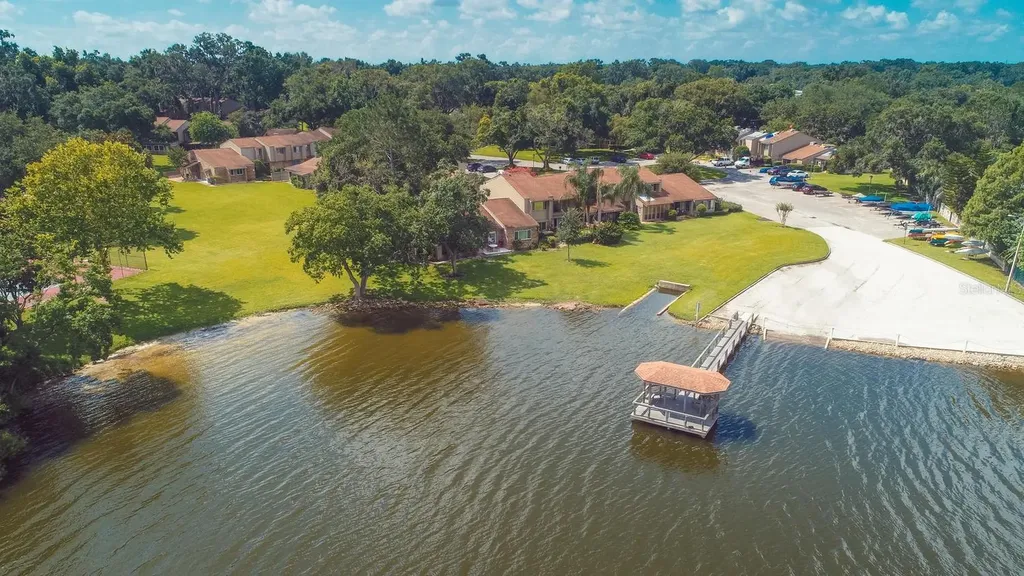 671 Post Oak Circle Altamonte Springs FL 32701
