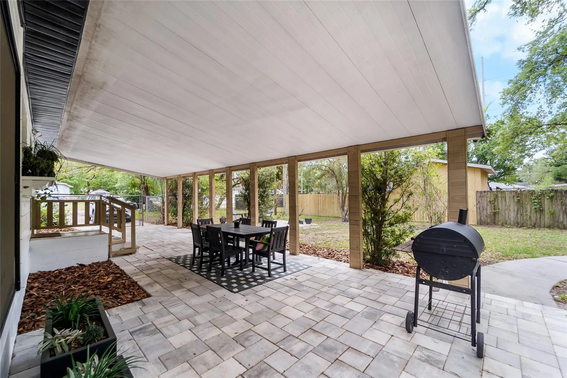 1502 W Meadowbrook Avenue Tampa FL 33612