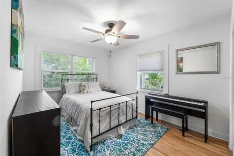 1502 W Meadowbrook Avenue Tampa FL 33612