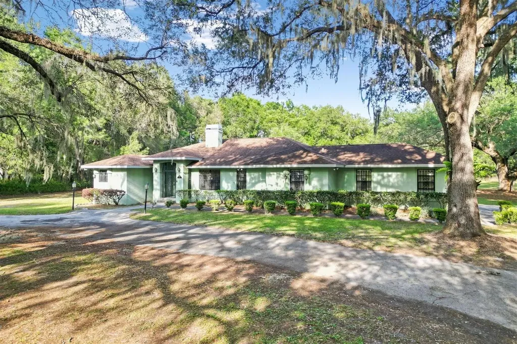 7175 County Road 213 Wildwood FL 34785