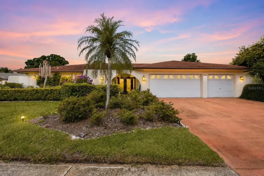 2768 Northridge Drive E Clearwater FL 33761