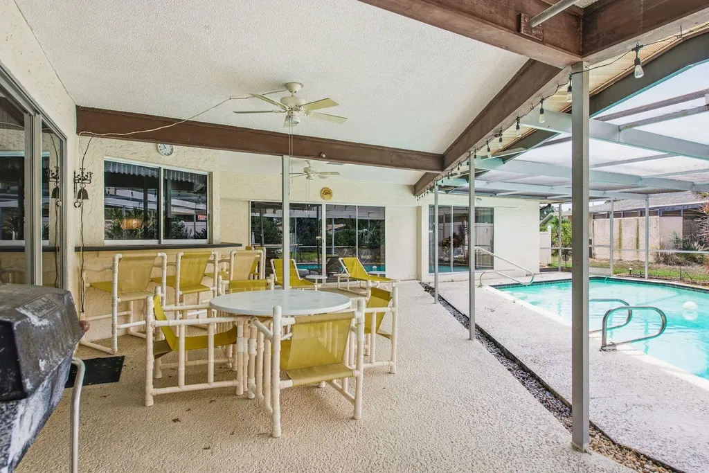 2768 Northridge Drive E Clearwater FL 33761