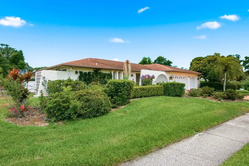 2768 Northridge Drive E Clearwater FL 33761