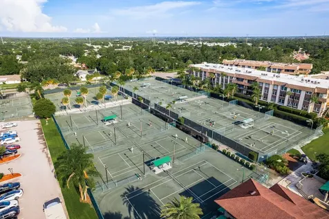2768 Northridge Drive E Clearwater FL 33761