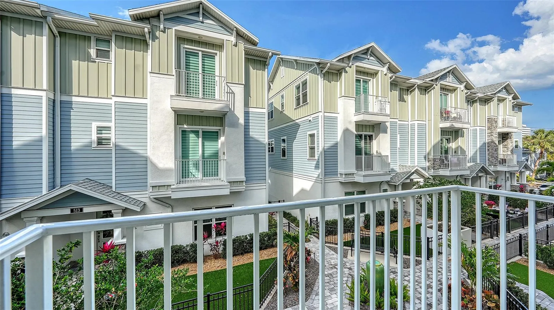 512 Laurel Park Drive Sarasota FL 34236