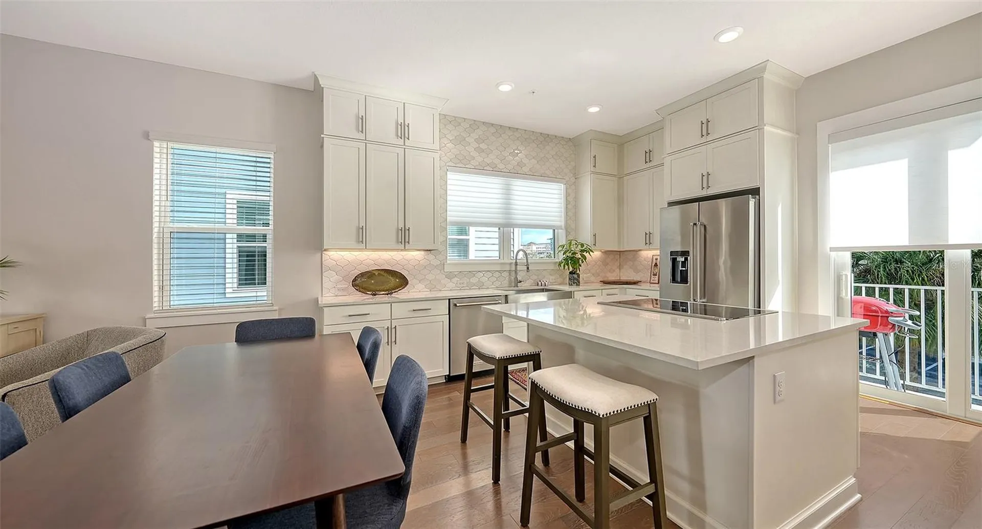 512 Laurel Park Drive Sarasota FL 34236
