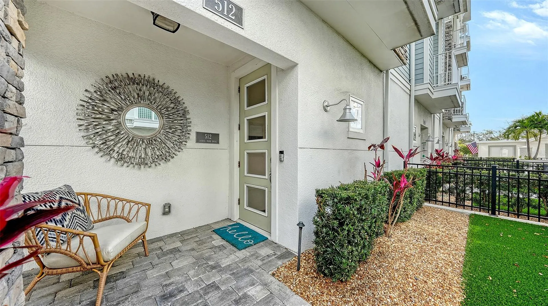 512 Laurel Park Drive Sarasota FL 34236