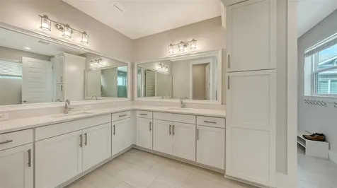 512 Laurel Park Drive Sarasota FL 34236