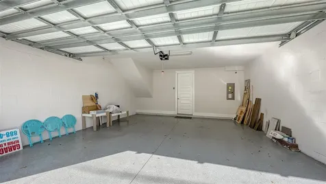 512 Laurel Park Drive Sarasota FL 34236