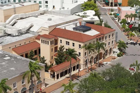 512 Laurel Park Drive Sarasota FL 34236