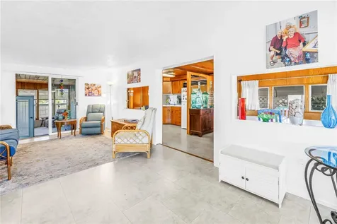 1703 Minnesota Avenue Bradenton FL 34207