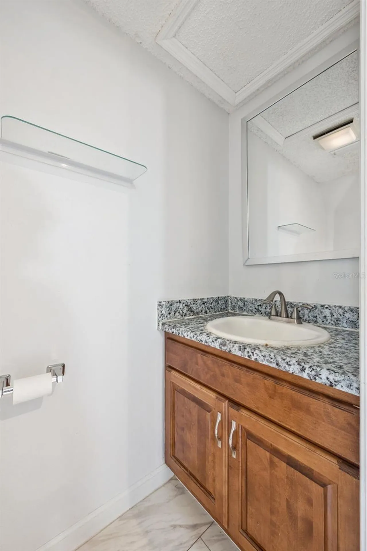 6924 Woodlake Orlando FL 32810