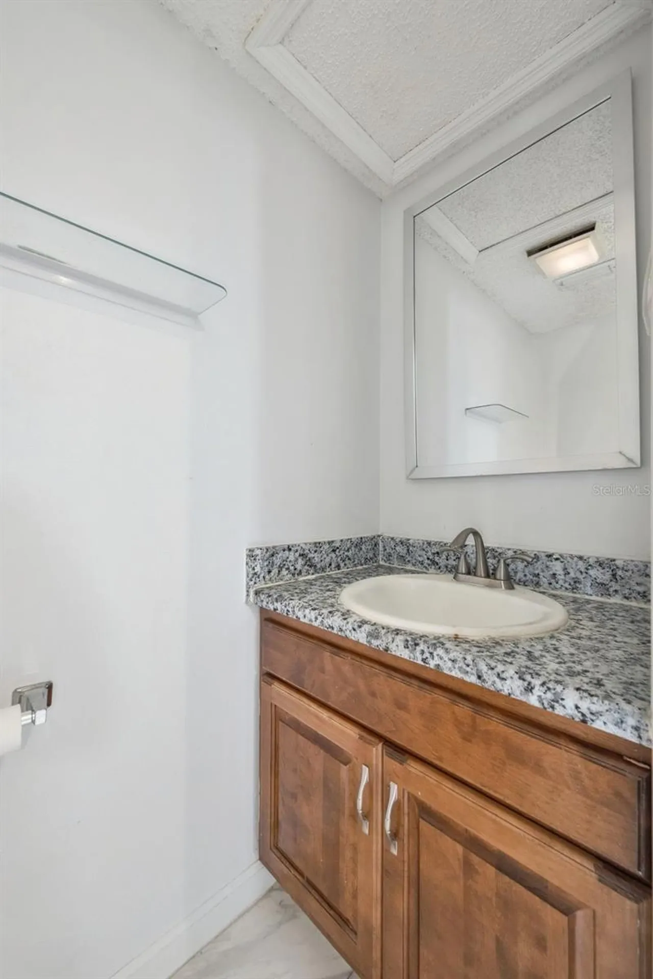 6924 Woodlake Orlando FL 32810