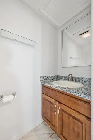 6924 Woodlake Orlando FL 32810