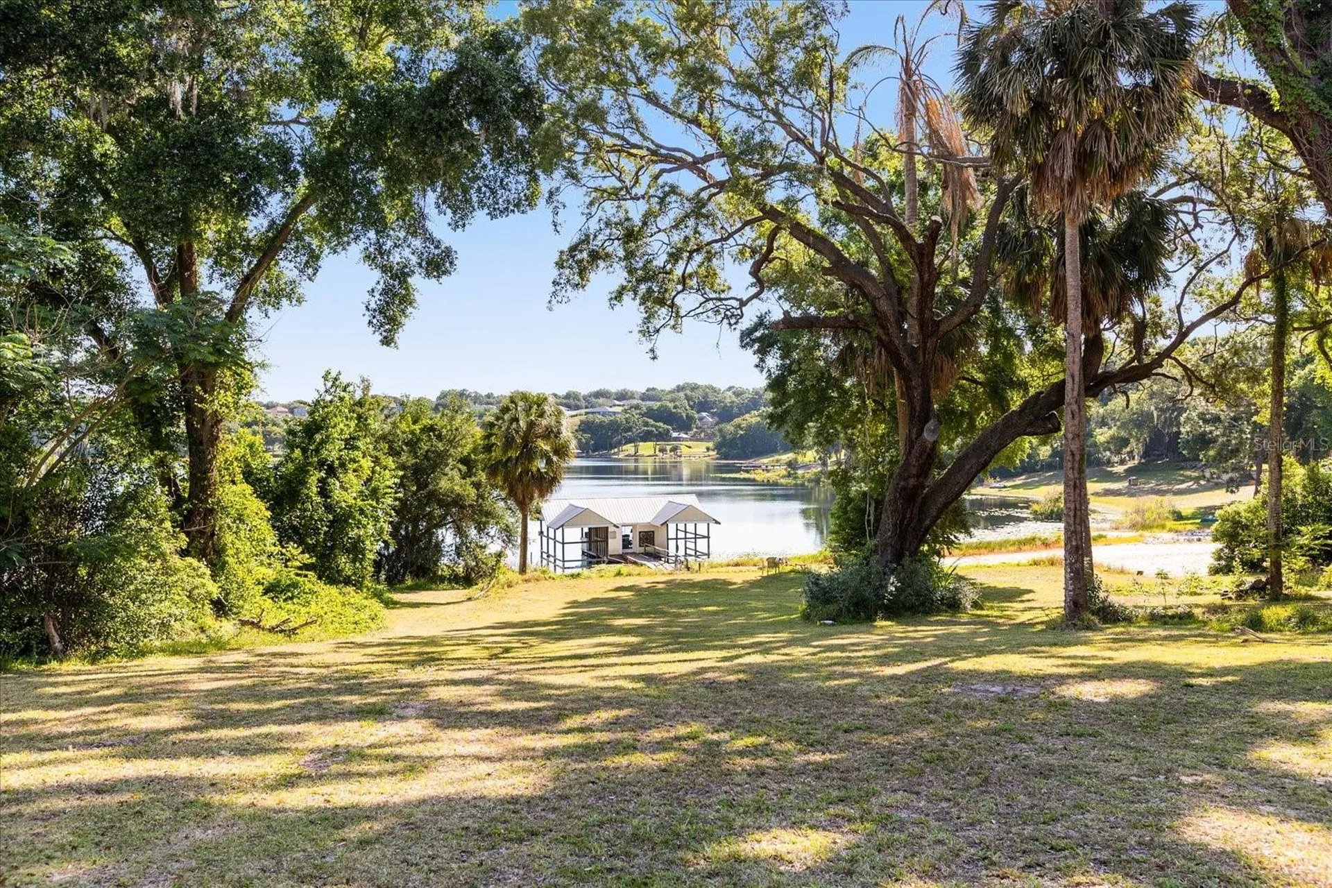 1505 E Crooked Lake Drive Eustis FL 32726