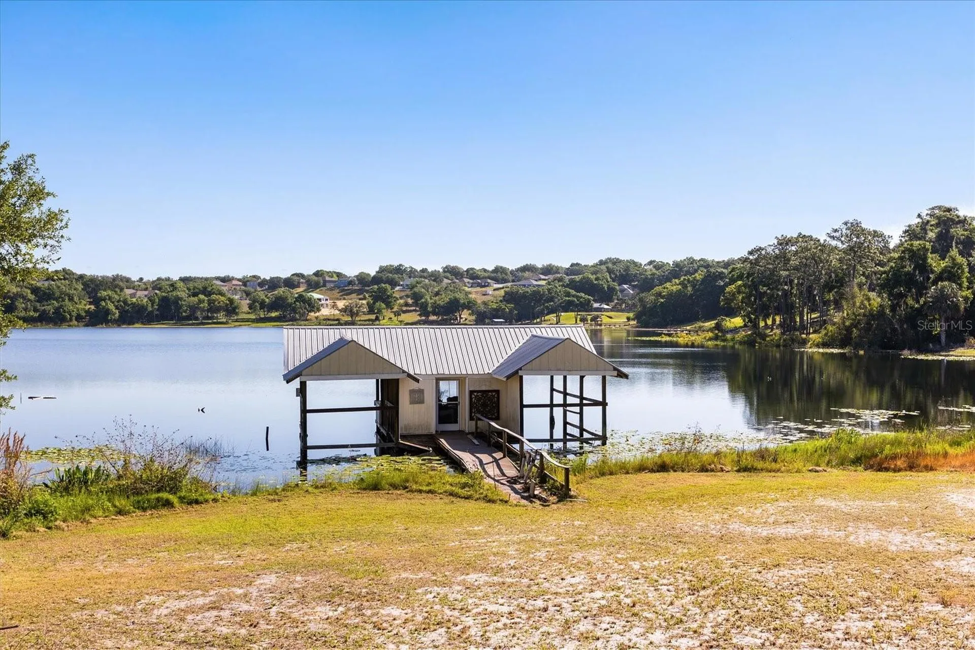 1505 E Crooked Lake Drive Eustis FL 32726