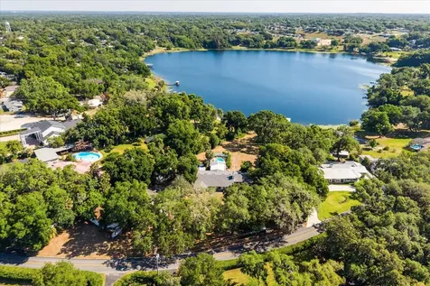 1505 E Crooked Lake Drive Eustis FL 32726