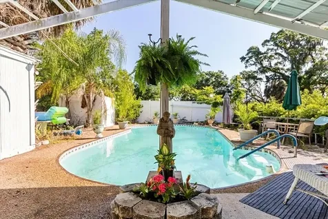1505 E Crooked Lake Drive Eustis FL 32726