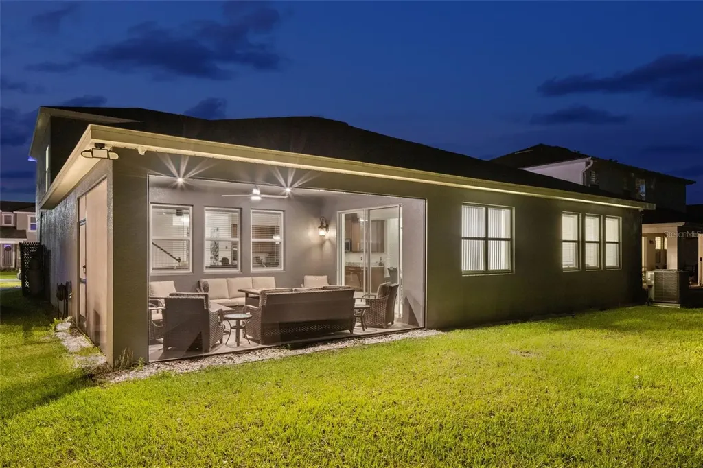 887 Asterfield Lane Deland FL 32720