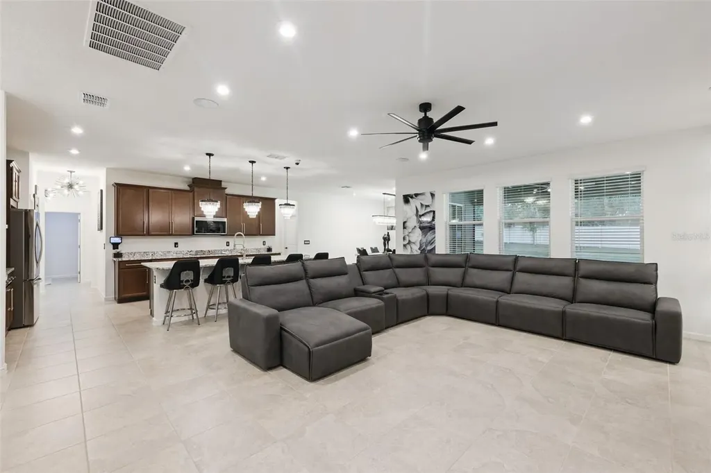 887 Asterfield Lane Deland FL 32720