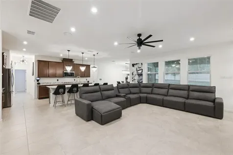 887 Asterfield Lane Deland FL 32720