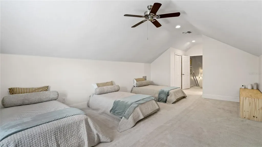 4811 Keeneland Circle Orlando FL 32819