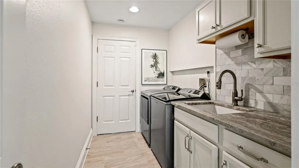 4811 Keeneland Circle Orlando FL 32819