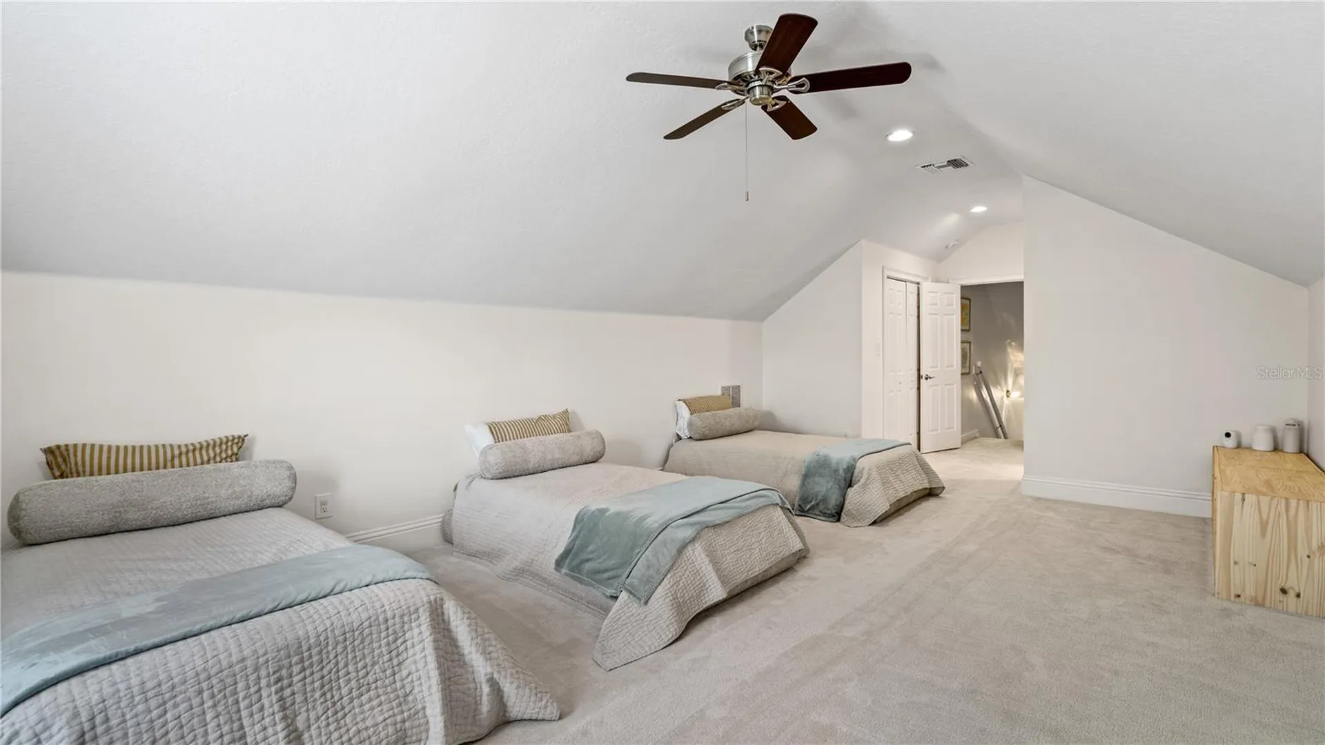 4811 Keeneland Circle Orlando FL 32819