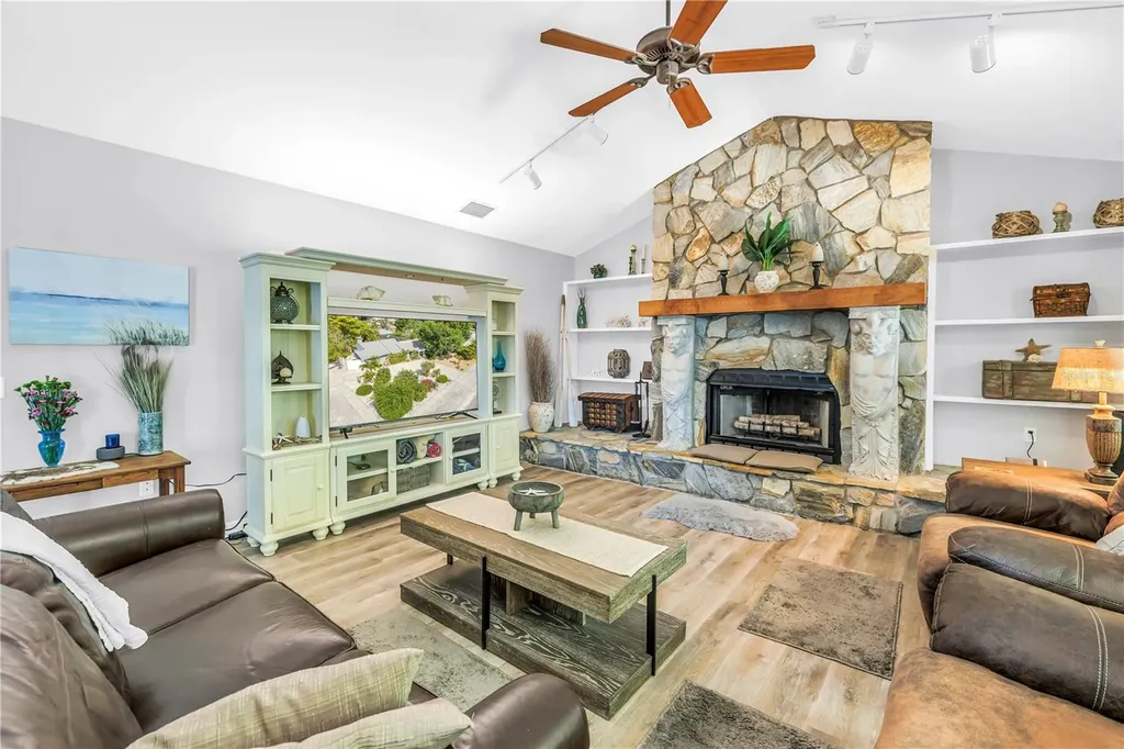 308 53rd Street W Bradenton FL 34209