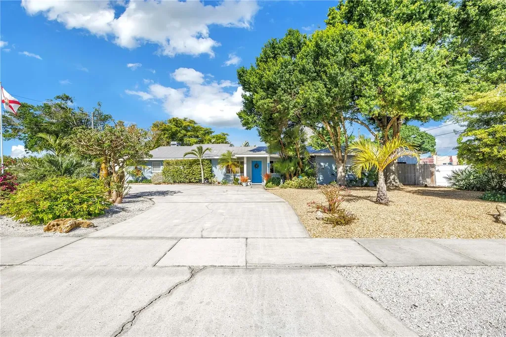 308 53rd Street W Bradenton FL 34209