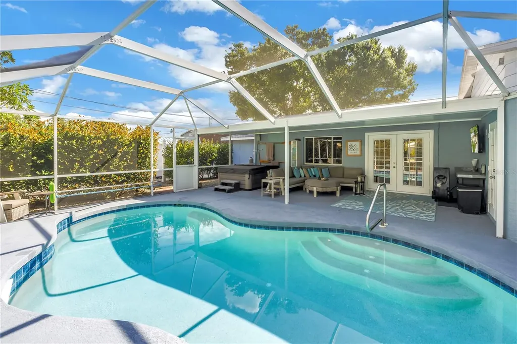 308 53rd Street W Bradenton FL 34209