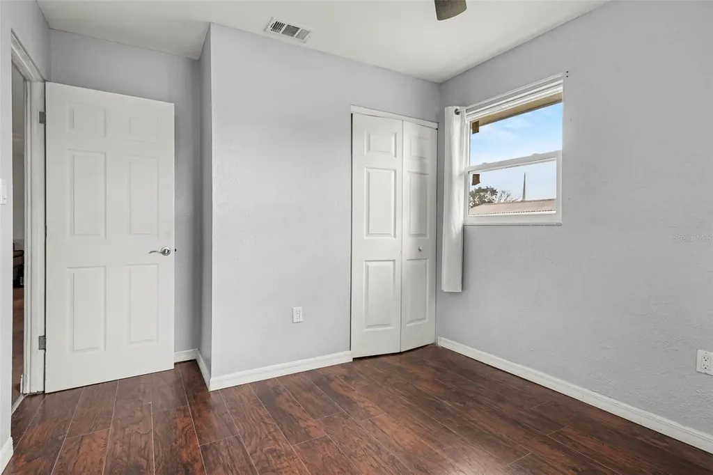 355 S Oak Avenue Frostproof FL 33843