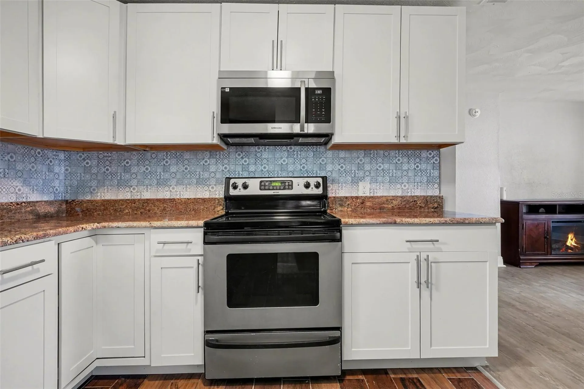 355 S Oak Avenue Frostproof FL 33843