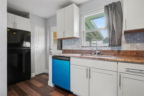 355 S Oak Avenue Frostproof FL 33843
