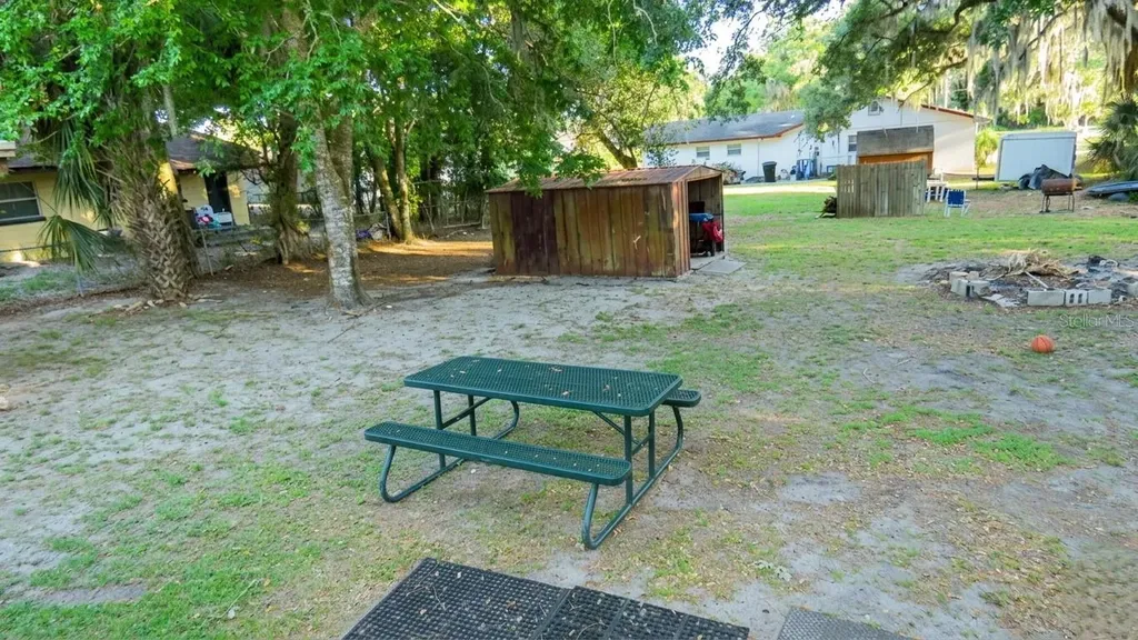 1021 Mcnamee Street Leesburg FL 34748