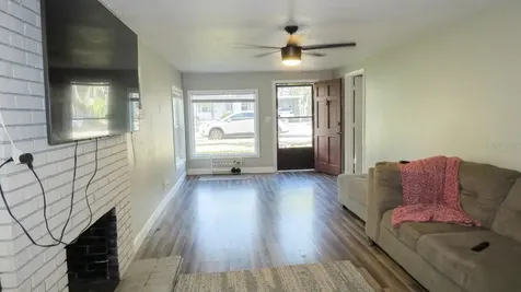 1021 Mcnamee Street Leesburg FL 34748