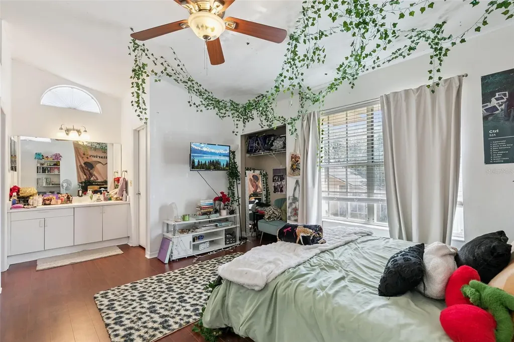 5989 Braemar Place Orlando FL 32822