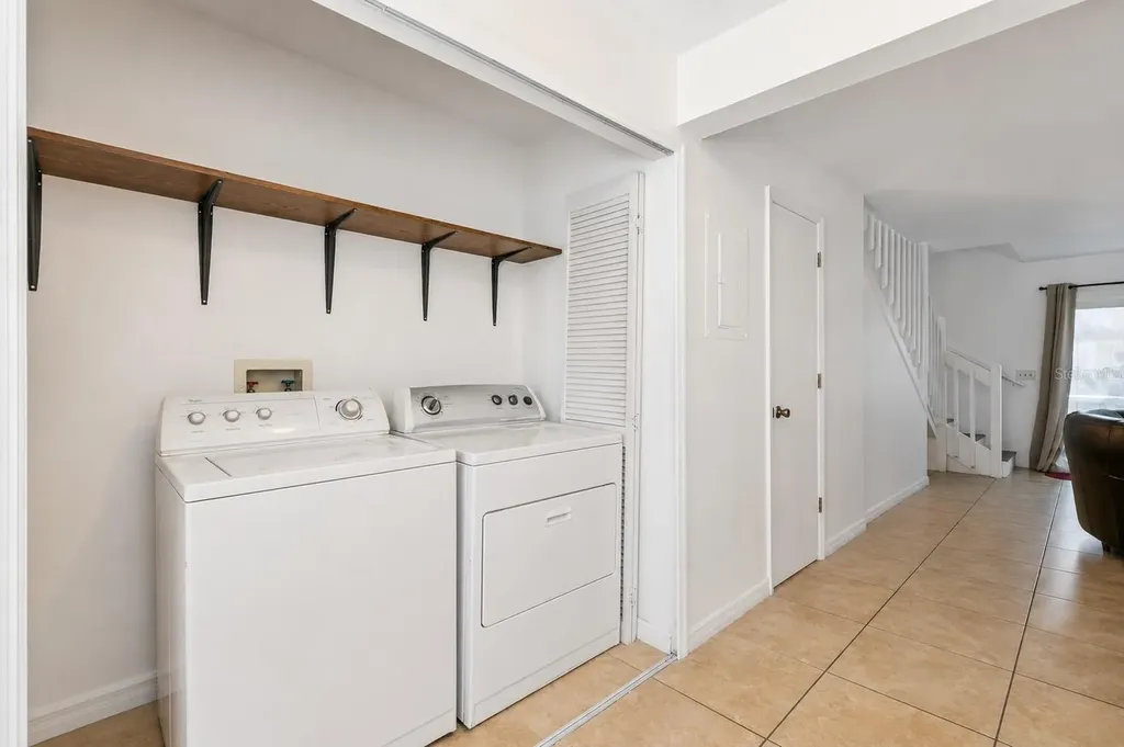 5989 Braemar Place Orlando FL 32822