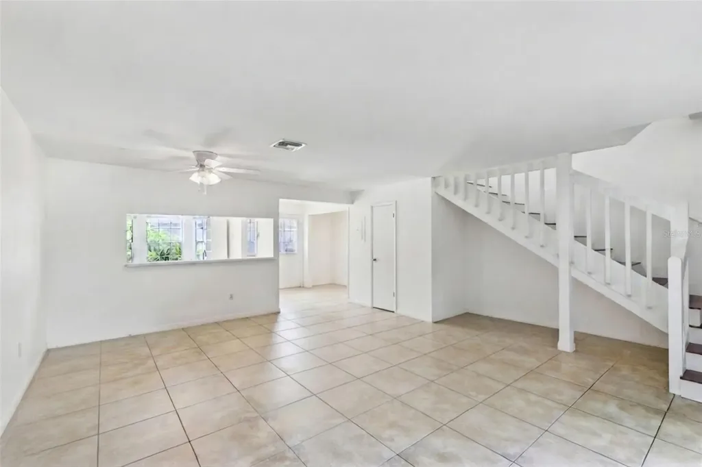 5989 Braemar Place Orlando FL 32822