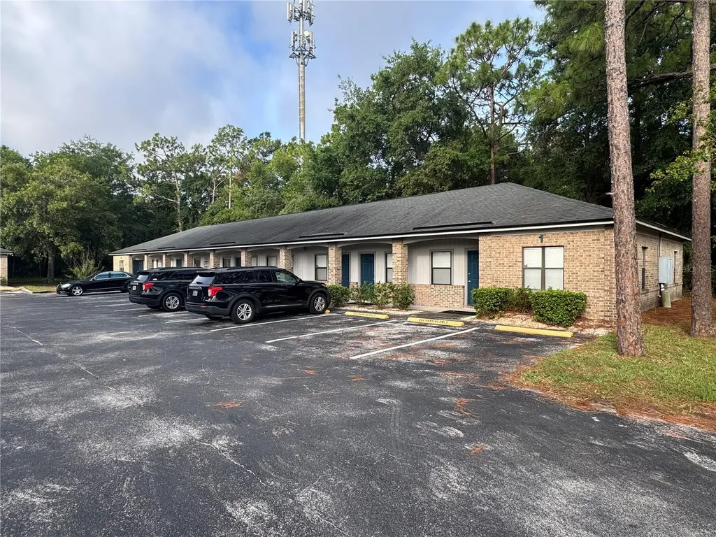 550 N Balmoral Circle Jacksonville FL 32218
