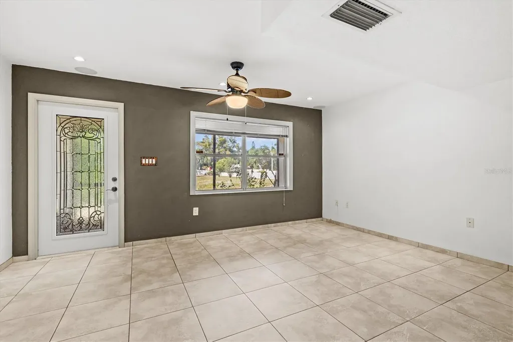 3202 Ramblewood Drive N Sarasota FL 34237