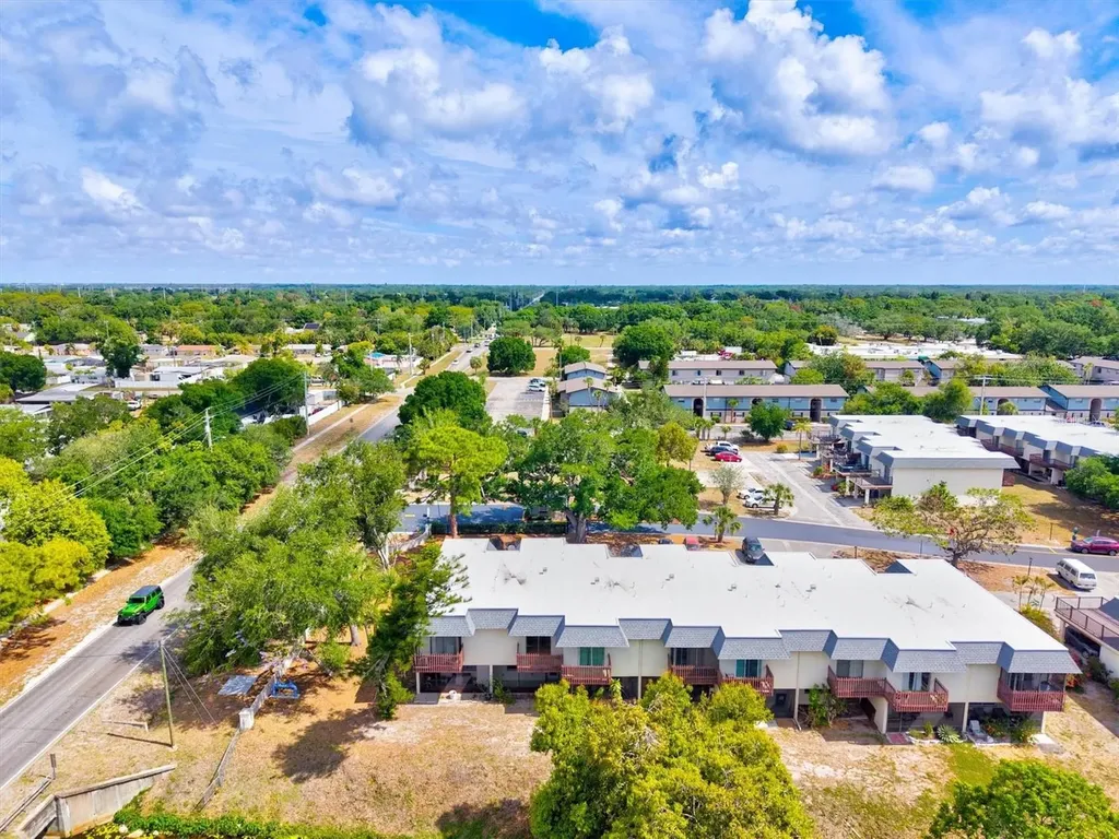 3202 Ramblewood Drive N Sarasota FL 34237