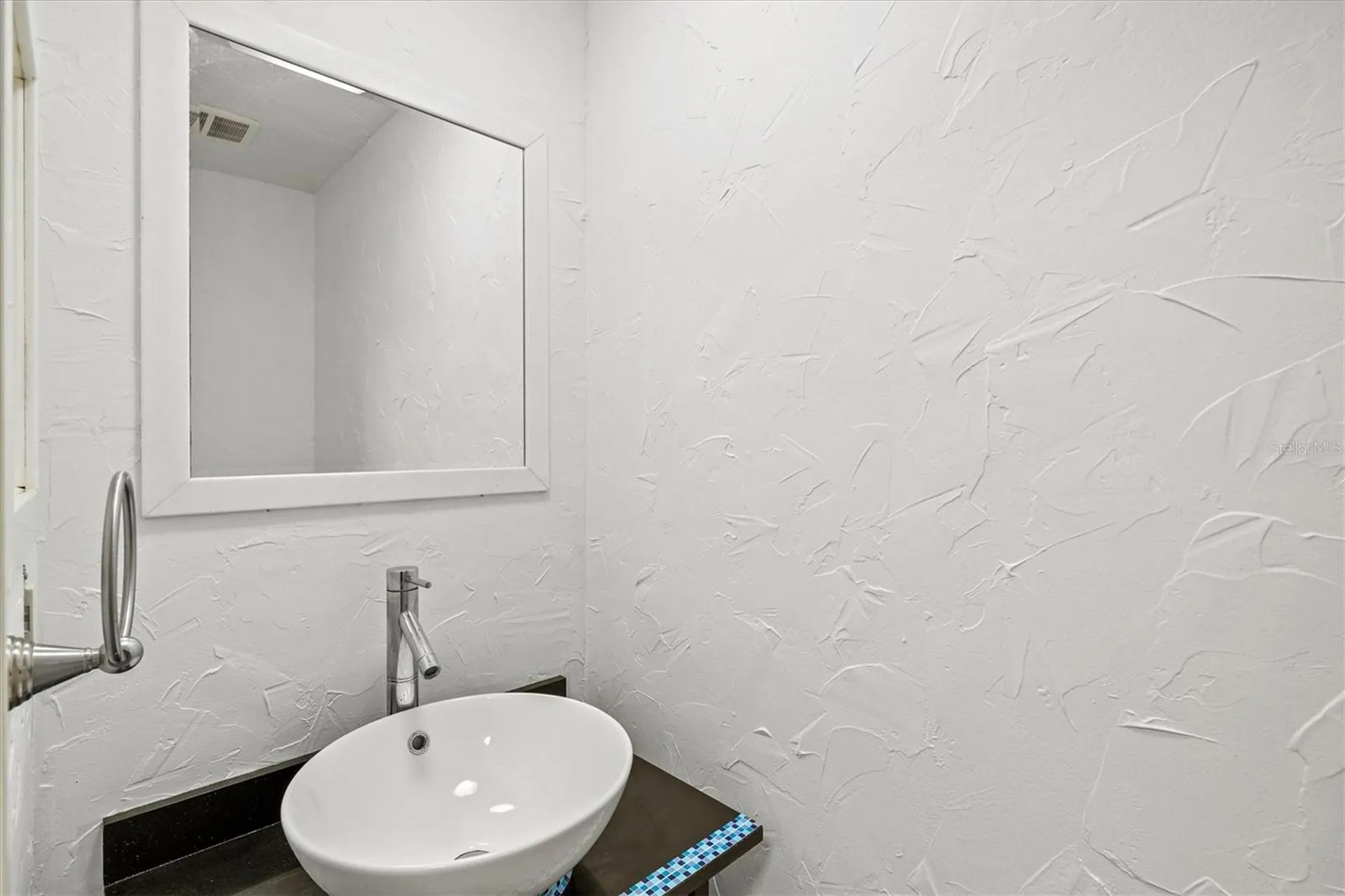 3202 Ramblewood Drive N Sarasota FL 34237