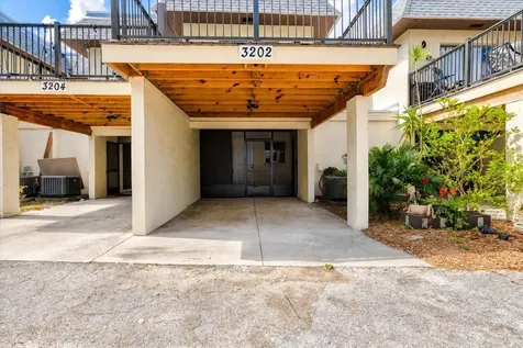 3202 Ramblewood Drive N Sarasota FL 34237