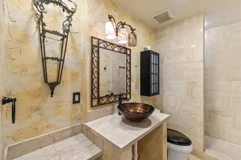 3202 Ramblewood Drive N Sarasota FL 34237