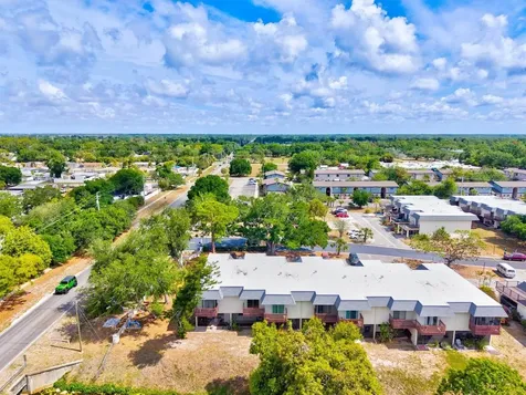 3202 Ramblewood Drive N Sarasota FL 34237