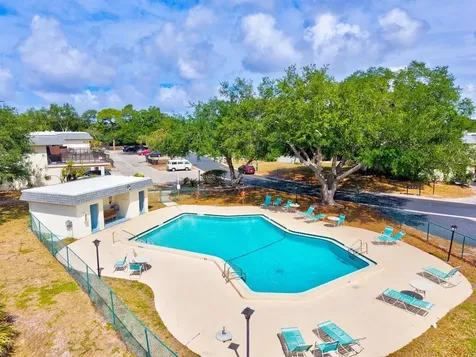 3202 Ramblewood Drive N Sarasota FL 34237